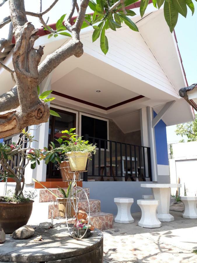 Poopreaw Koh Larn Appartement Buitenkant foto