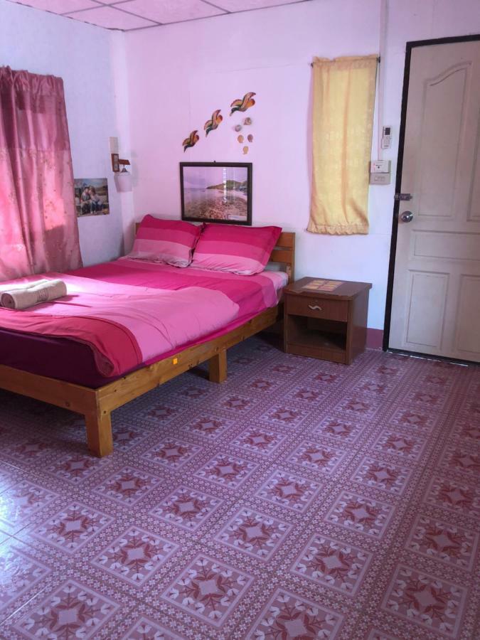 Poopreaw Koh Larn Appartement Buitenkant foto