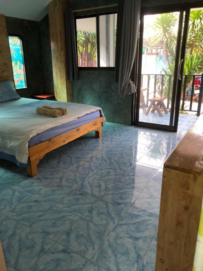 Poopreaw Koh Larn Appartement Buitenkant foto